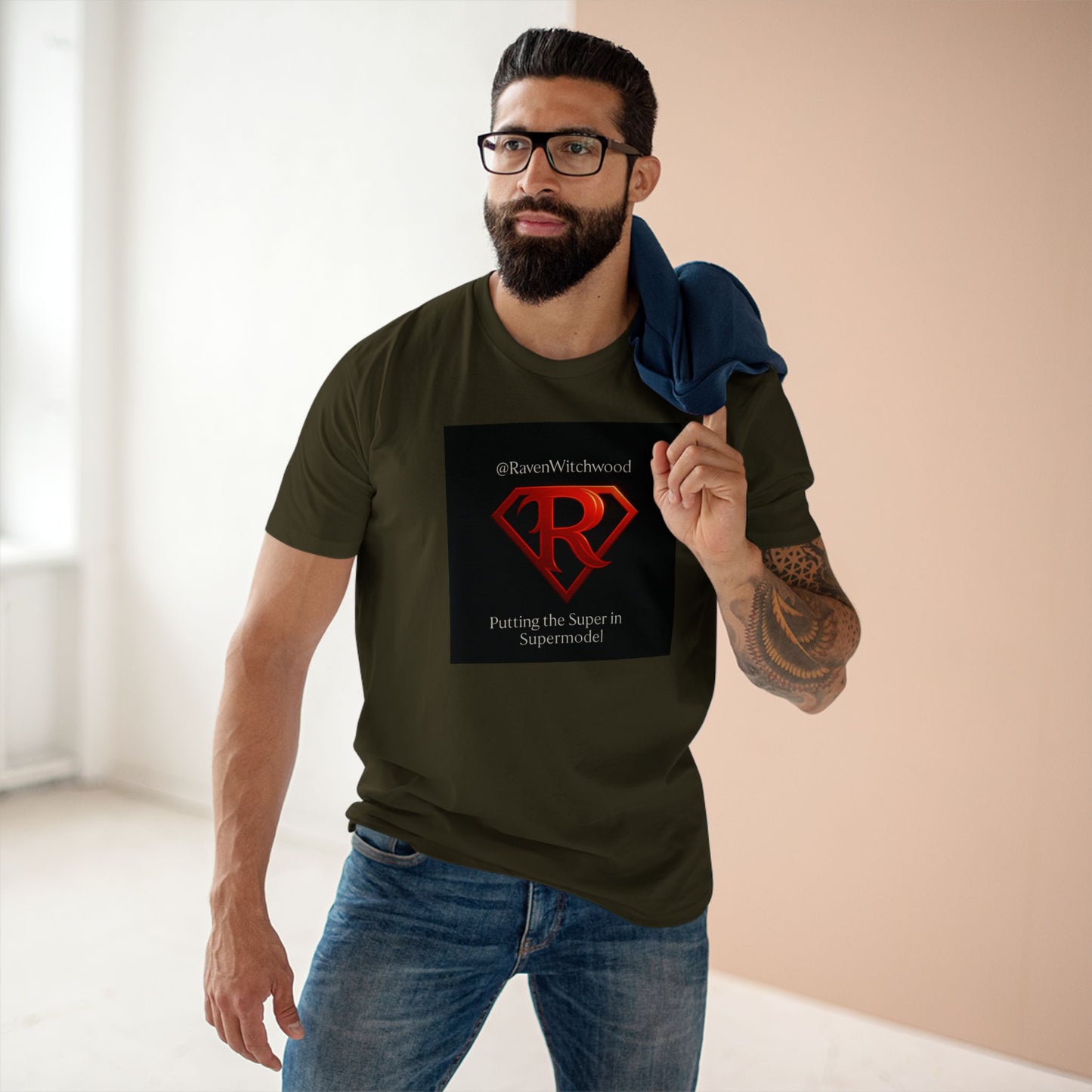 T-Shirt - Super Model Raven Witchwood as Superman Cosplay